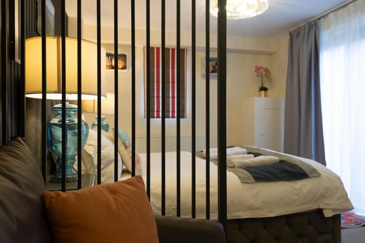 The Ambleside Apartments - Self Catering With Private Kitchen - Best For Location Exterior foto